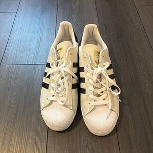 Adidas Superstars
